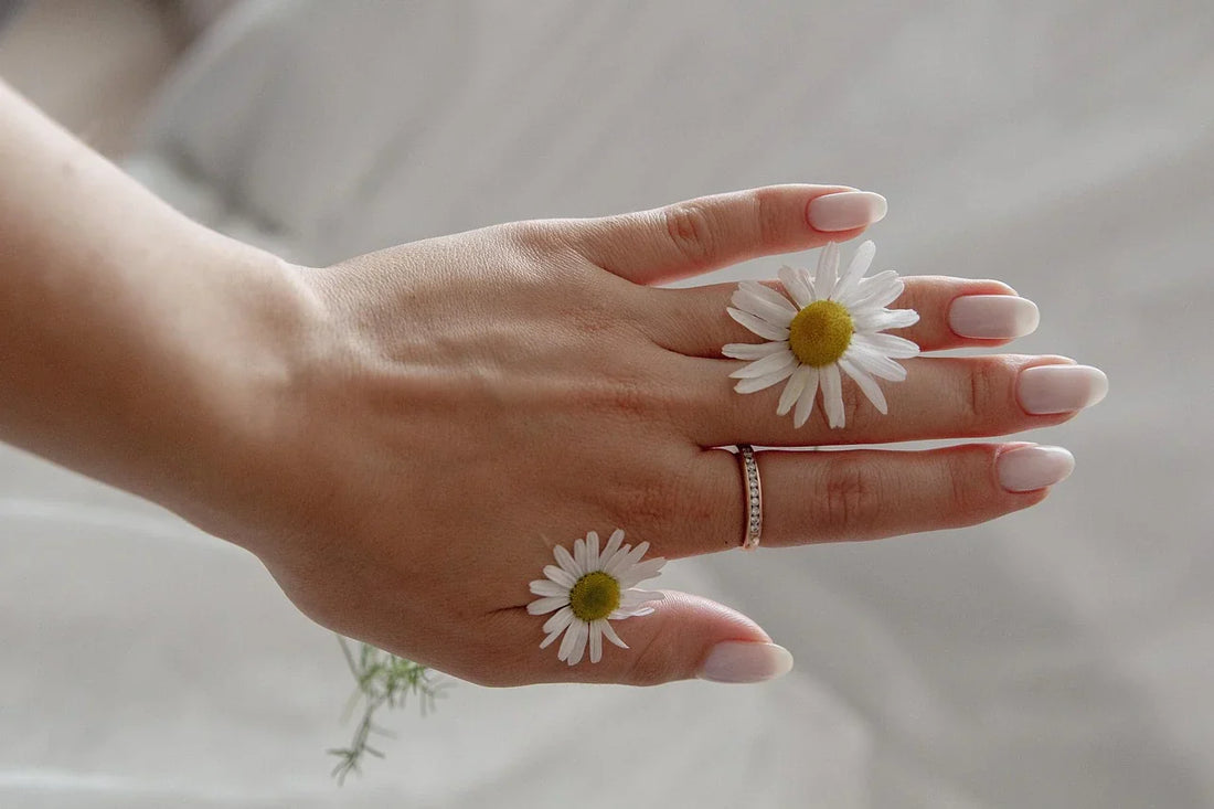 Ongles abîmés : prévention et solutions