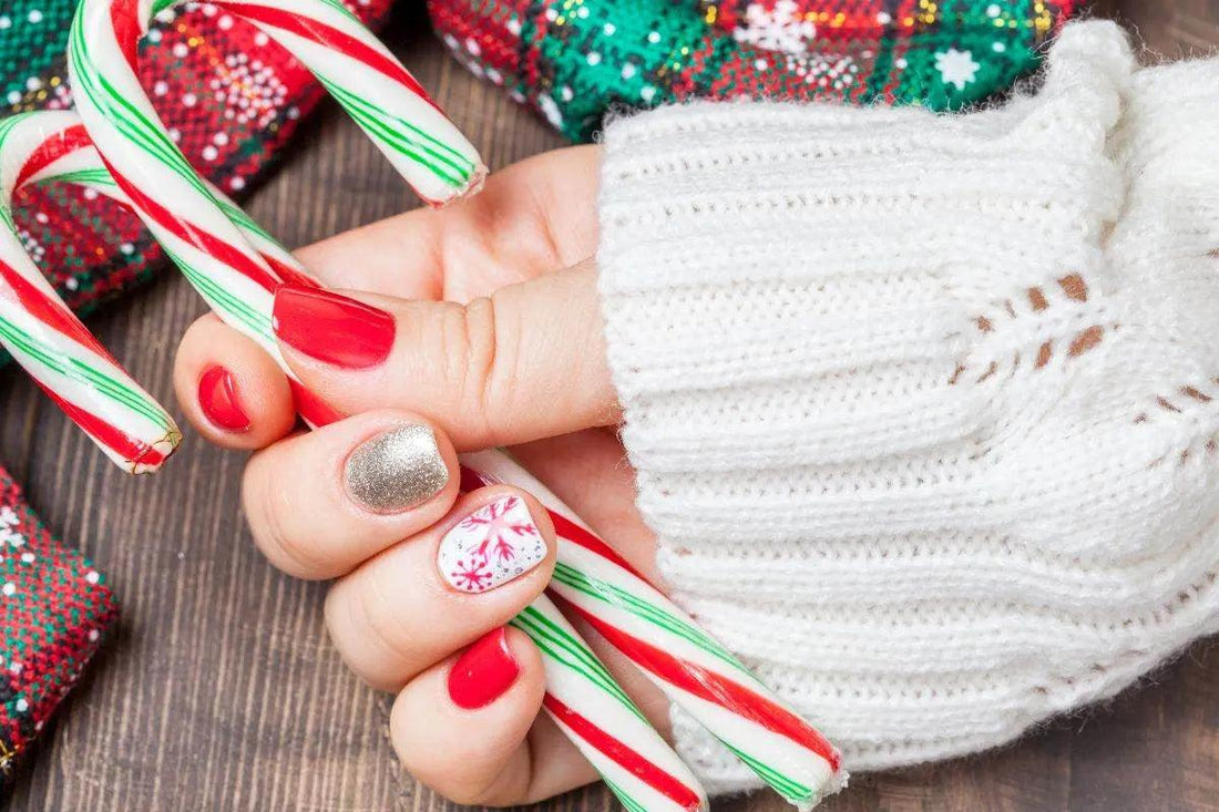 Dernière ligne droite avant Noël : une manucure express pour être prête à temps !-Madame Nails